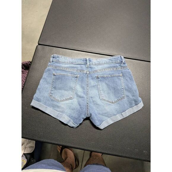 H&M Denim Shorts High Waisted Light Wash Size 2 - Picture 2 of 4